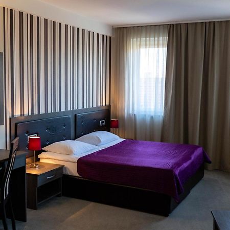 Art Hotel Slavonski Brod Eksteriør bilde