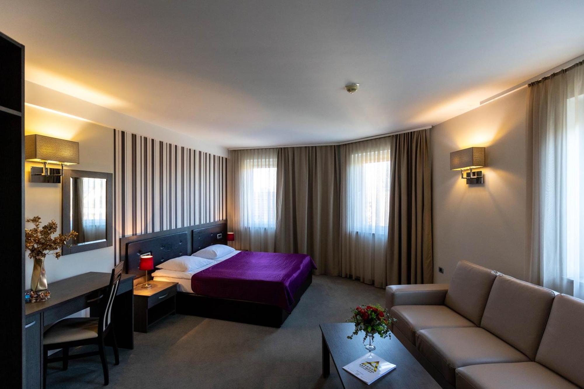 Art Hotel Slavonski Brod Eksteriør bilde